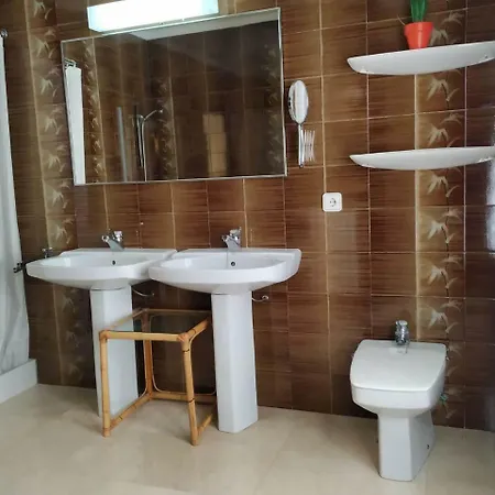 Дом отдыха Elegante Ля Эскала