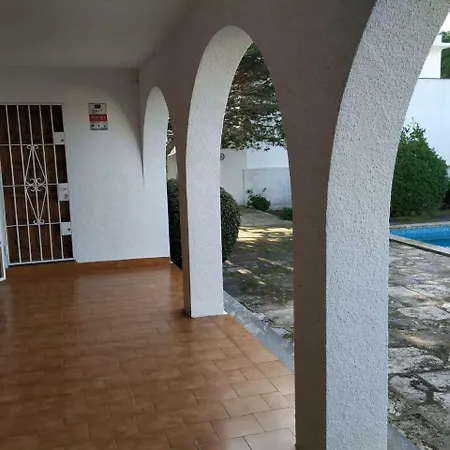 Elegante L' Escala